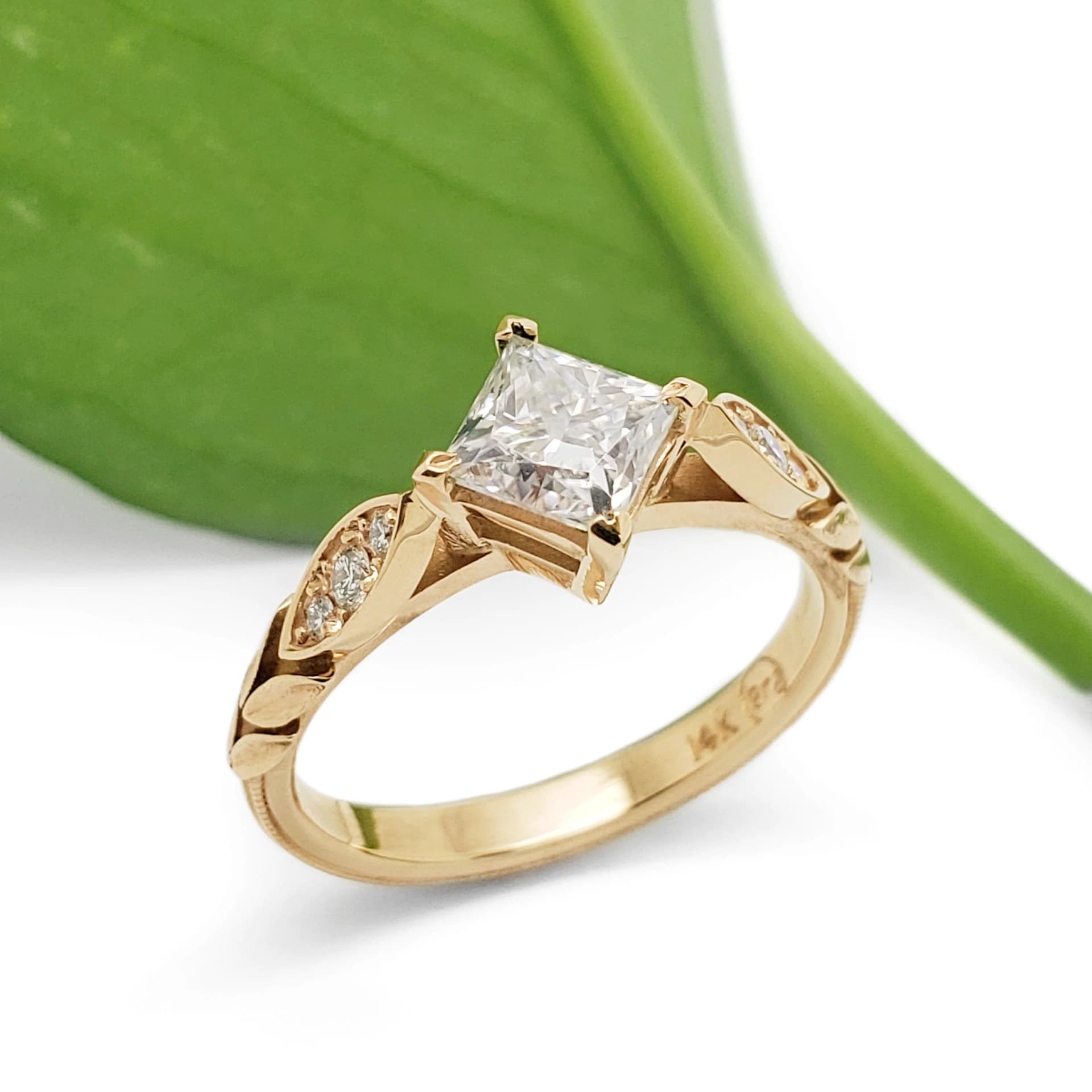 Moissanite-Ringe online kaufen: Erschwinglicher Luxus