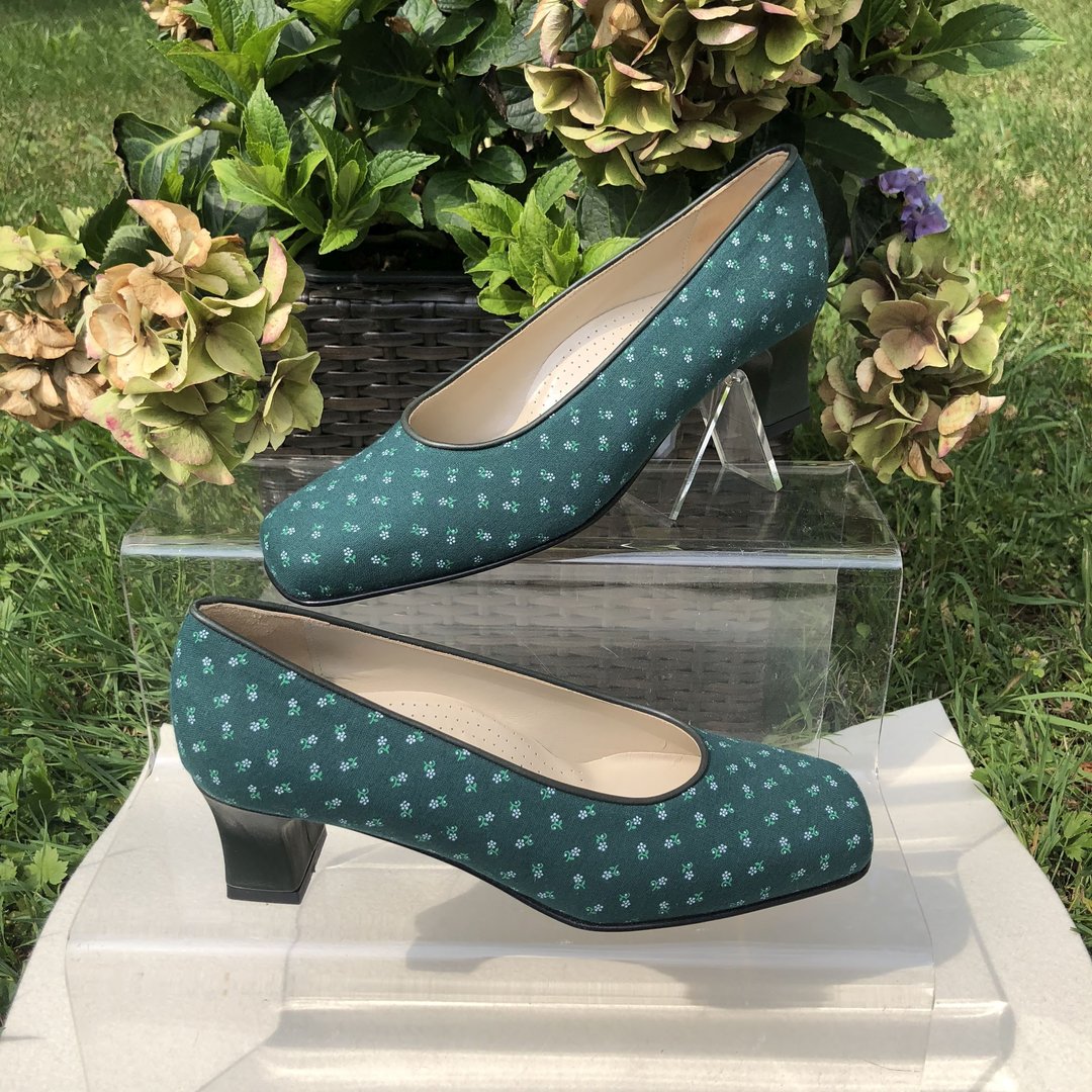 Entdecken Sie unser exklusives Sortiment: Trachtenschuhe Damen für jeden Stil